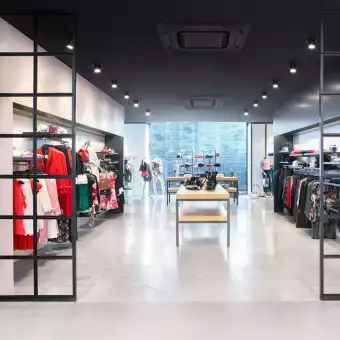 Ceiling cassette with circular flow - high seasonal energy efficiency and a unique range of designer panels