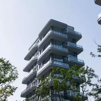 В годината на 100-годишнината си Daikin пуска на пазара революционно решение за отопление и топла вода - инверторна термопомпа EWYE-CZ с хладилен агент R-454C